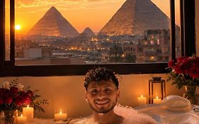Panorama Pyramids And Jacuzzi